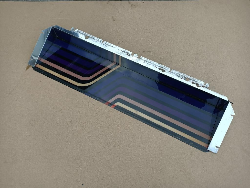 Kleuren Plastic Rock-ola 480/ Techna (1980) jukebox, Envoi