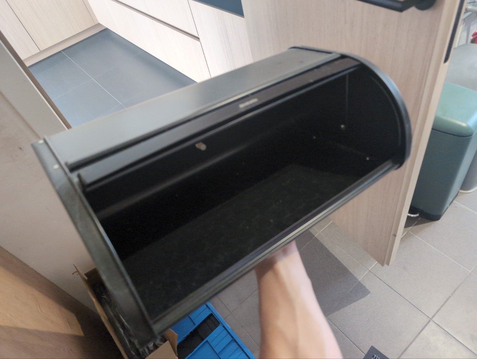 broodtrommel Brabantia, Huis en Inrichting, Ophalen, Zo goed als nieuw, Zwart, Metaal