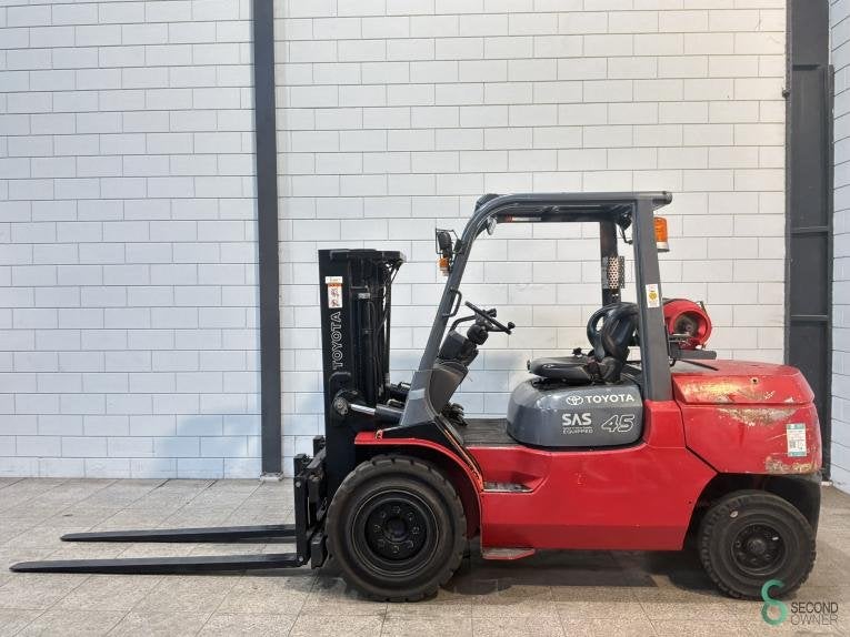 Heftrucks LPG Toyota 02-7 FG 40 2003 Triplex, Meer dan 4000 kg, LPG, Heftruck, Toyota
