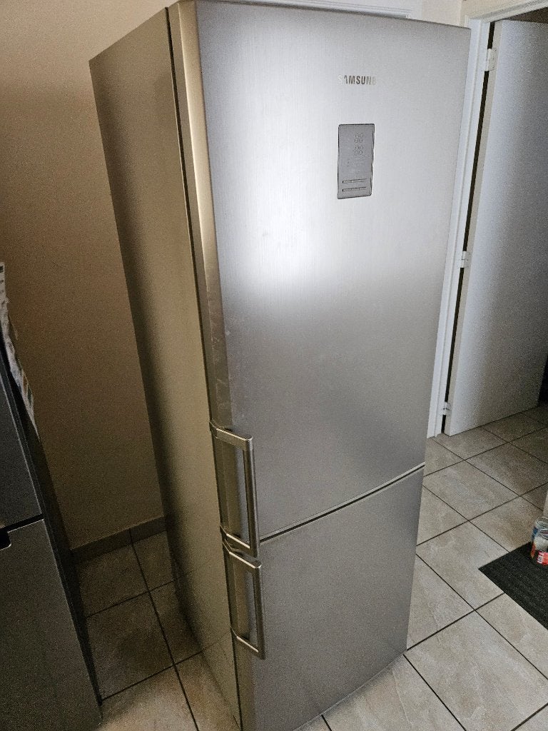Frigo met diepvries, Elektronische apparatuur, Ophalen, 200 liter of meer, 60 cm of meer, Met aparte vriezer