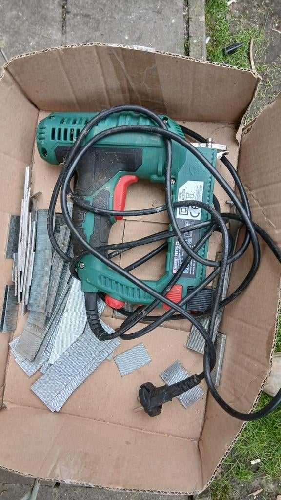 Elektrische tacker, Enlèvement