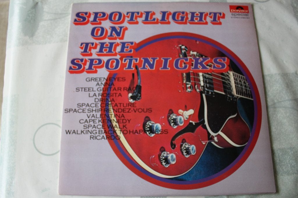 Spotnicks -lp- spotlight on the, LP, Pochette photo, Enlèvement ou Envoi, Comme neuf