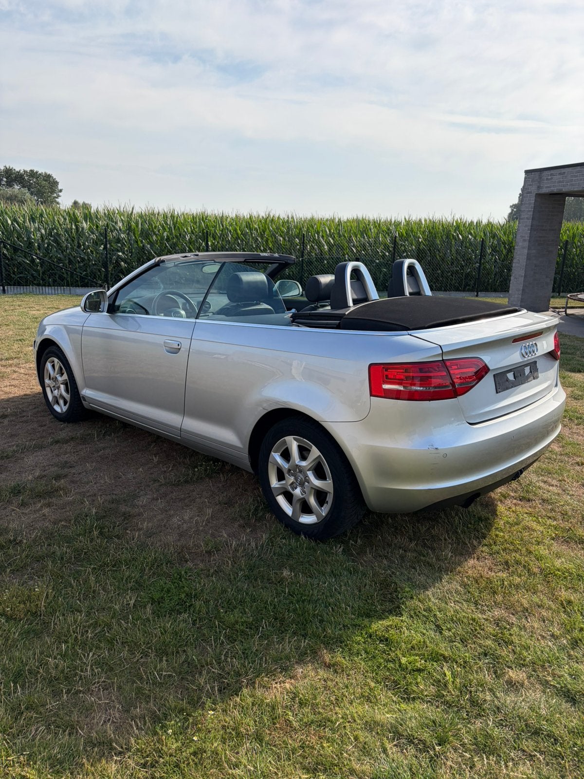 Audi A3 1.2 tfsi attraction cabrio, Auto's, Voorwielaandrijving, Euro 5, Zwart, Cabriolet