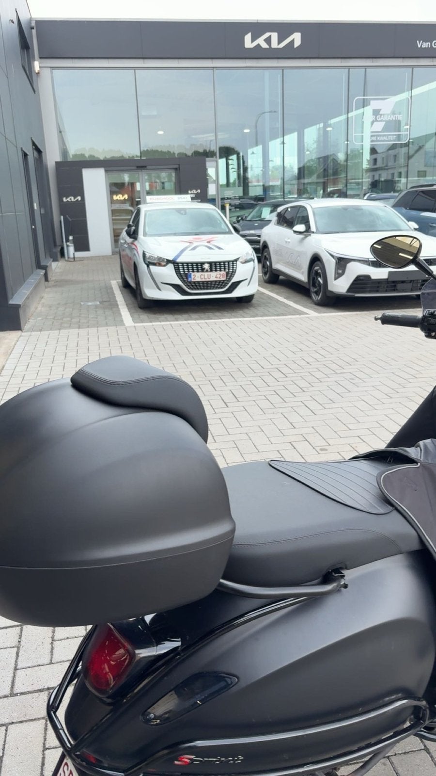 Vespa 32L Topkoffer Matzwart, Motoren, Accessoires | Koffers en Tassen, Ophalen, Zo goed als nieuw