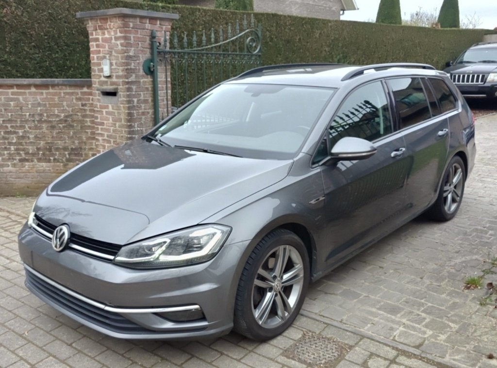 VW Golf TDi DSG - lichte vr - LED - AdaptC - Camera - AA/AC, Auto's, Automaat, Dealer onderhouden, Alcantara, 5 deurs