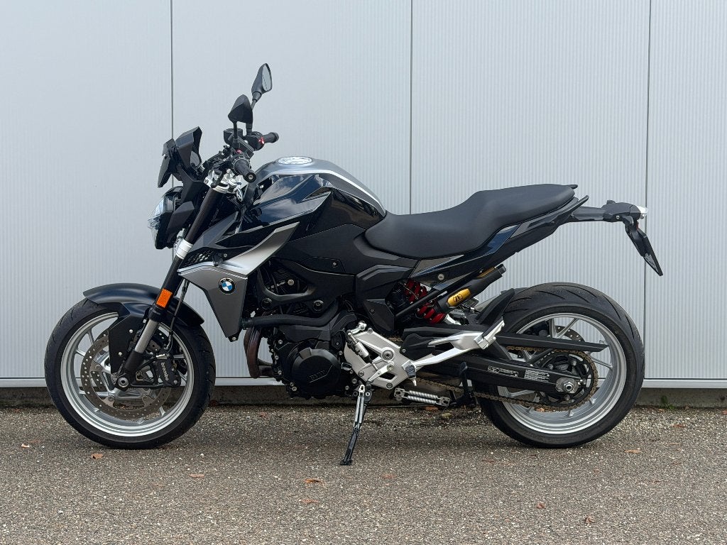 BMW F 900 R/Ensemble confort, tourisme et dynamique/3000 km, Permis Moto A, Entreprise, Plus de 35 kW, 2 cylindres