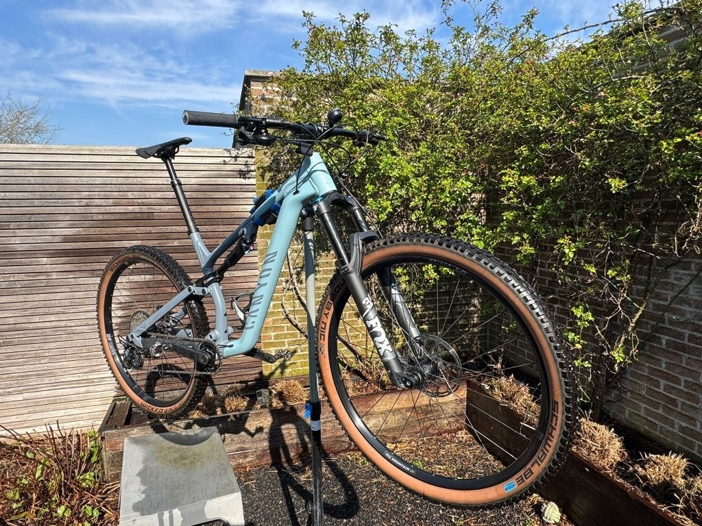 Canyon Neuron 6 Full Suspension Mountainbike – Maat L, Vering, 10 tot 15 versnellingen, Schijfrem, Ophalen