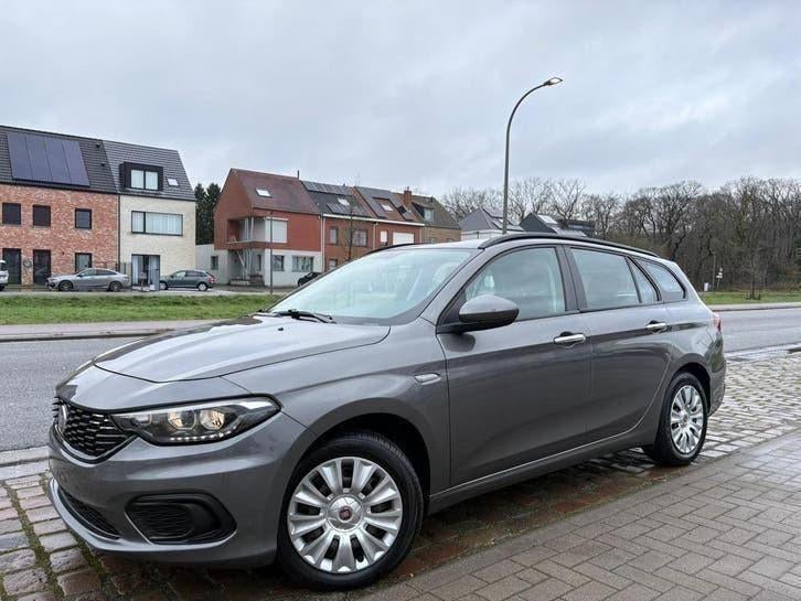 Fiat Tipo | 12 Maanden Garantie | 81 Dkm | Benzine | 2017 |, https://public.car-pass.be/vhr/c7b6978c-128c-4611-a416-5a8697438203
