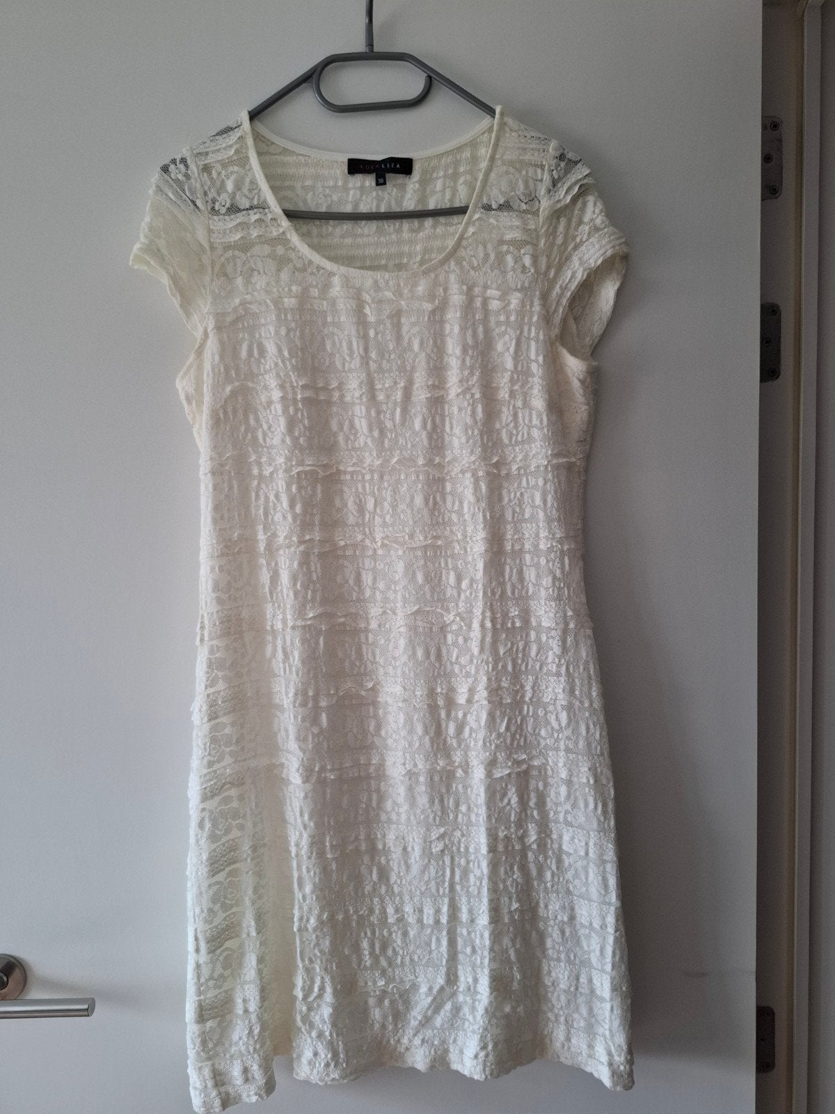 Kleedjes Lola & Liza - maat 38 - 7€/stuk of 15€ voor de 3, Kleding | Dames, Jurken, Ophalen of Verzenden