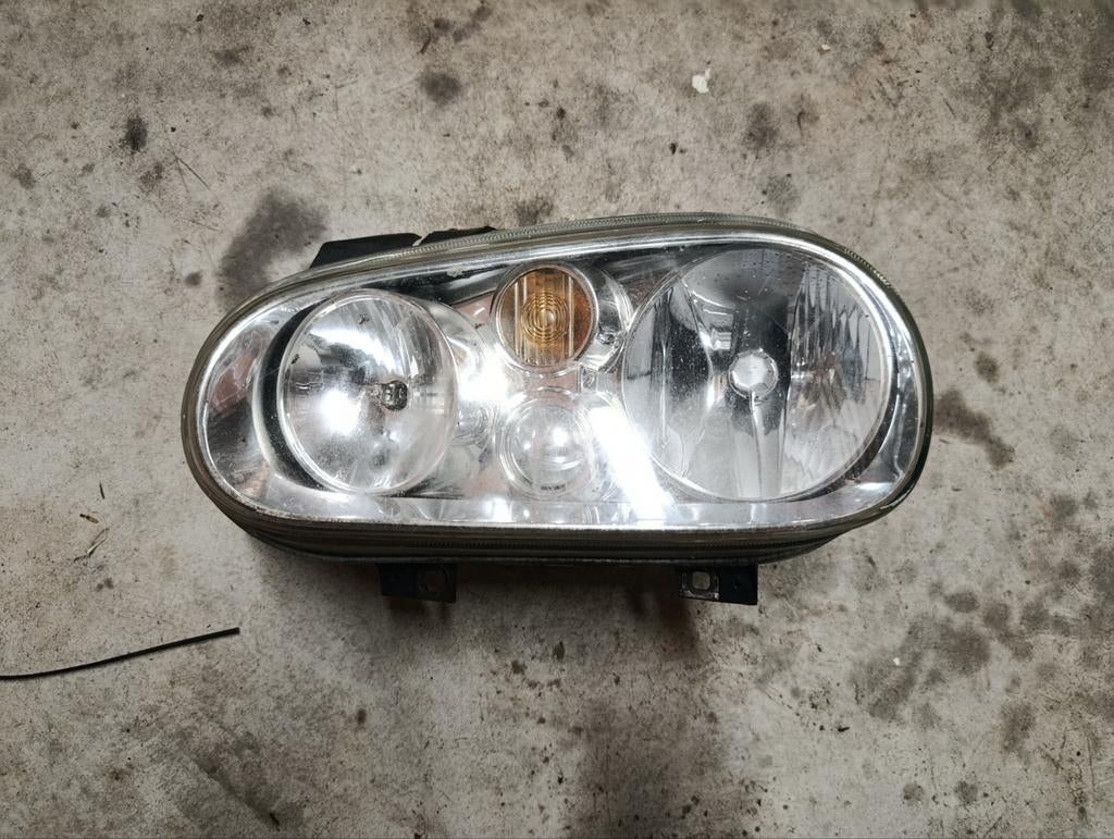 Golf 4 kop lamp, Enlèvement