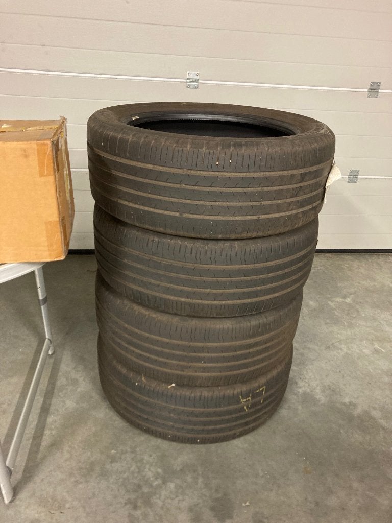 Zomerbanden 235/50R19 Continental, Auto-onderdelen, Gebruikt, 235 mm, Band(en), Personenwagen