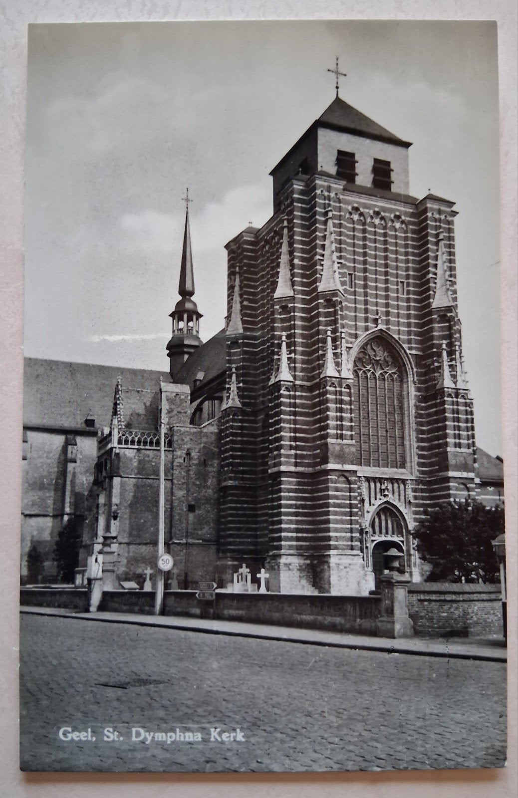 Vintage Postkaart Geel St. Dymphna Kerk, Enlèvement ou Envoi