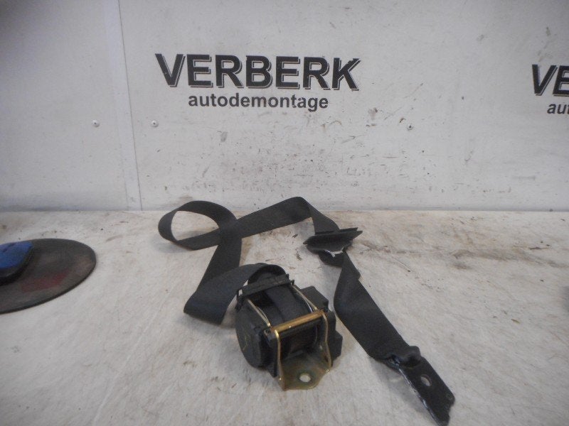 CEINTURE DE SECURITE ARRIERE GAUCHE BMW 5 serie (E39), Postoffice@zf.com, Löwentaler Straße 20
88046  Friedrichshafen, DE, Utilisé