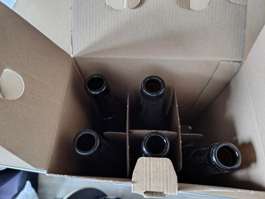 Westvleteren bak hout met flesjes, Ophalen, Flesje(s)