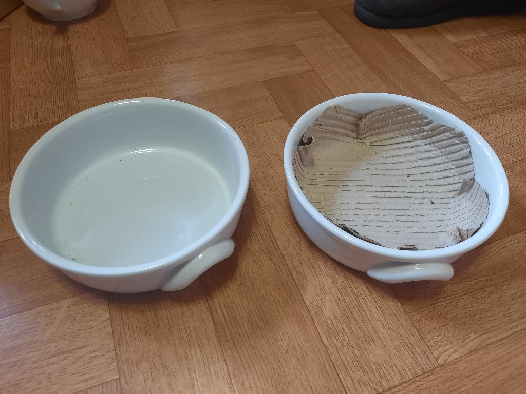 set van 2 nieuwe mooie ovenschotels dia 18 cm, Ophalen of Verzenden, Nieuw