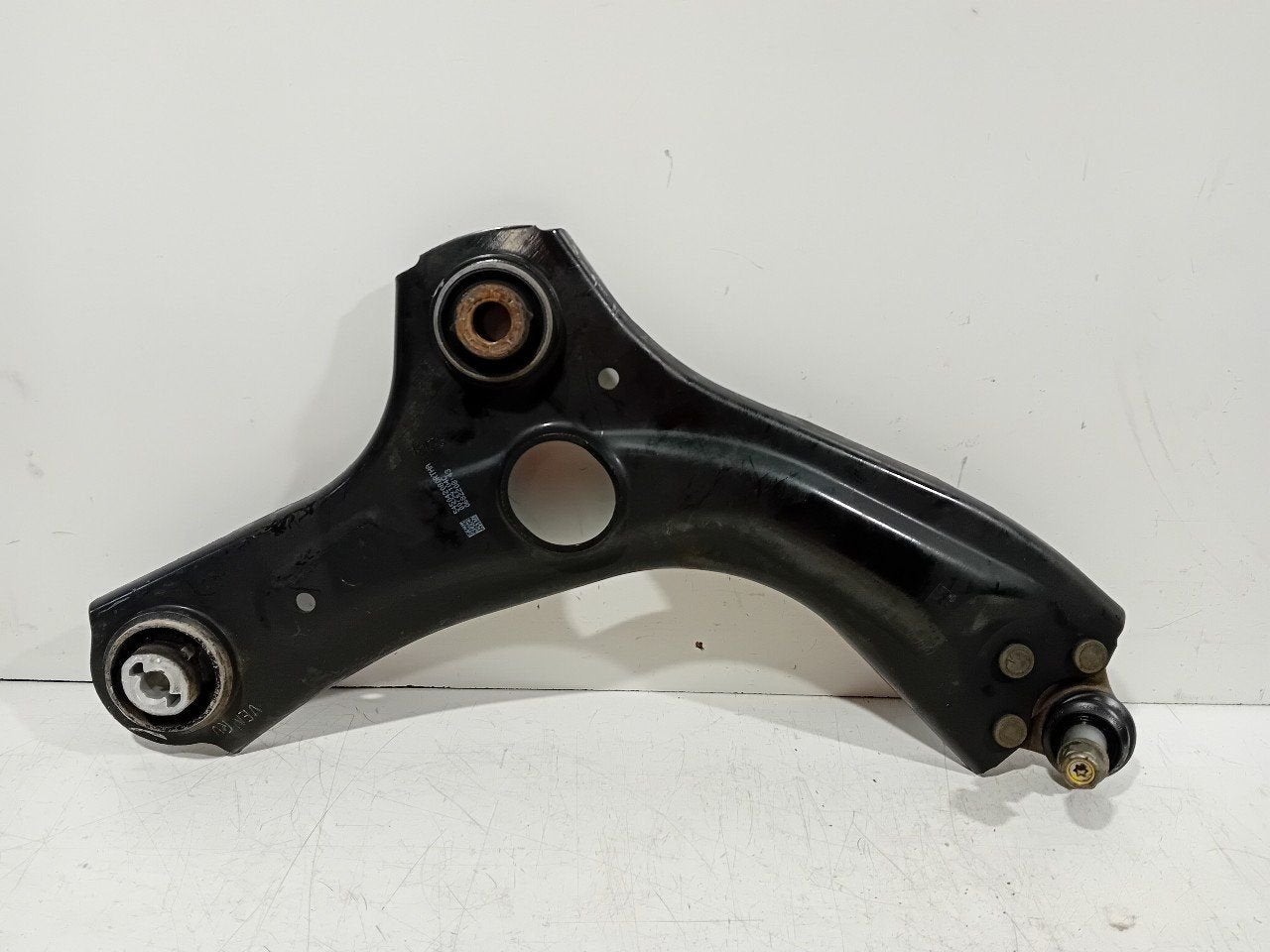 Draagarm rechts voor Renault Captur, Onderdelen@venauto.nl, Van der Ven Autorecycling B.V., Gebruikt, Ettenseweg 76, 4706 PB Roosendaal, The Netherlands