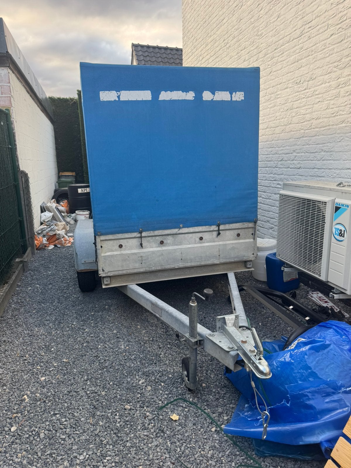 Aanhangwagen dubbelas met huif 3m 750kg, Ophalen, Zo goed als nieuw