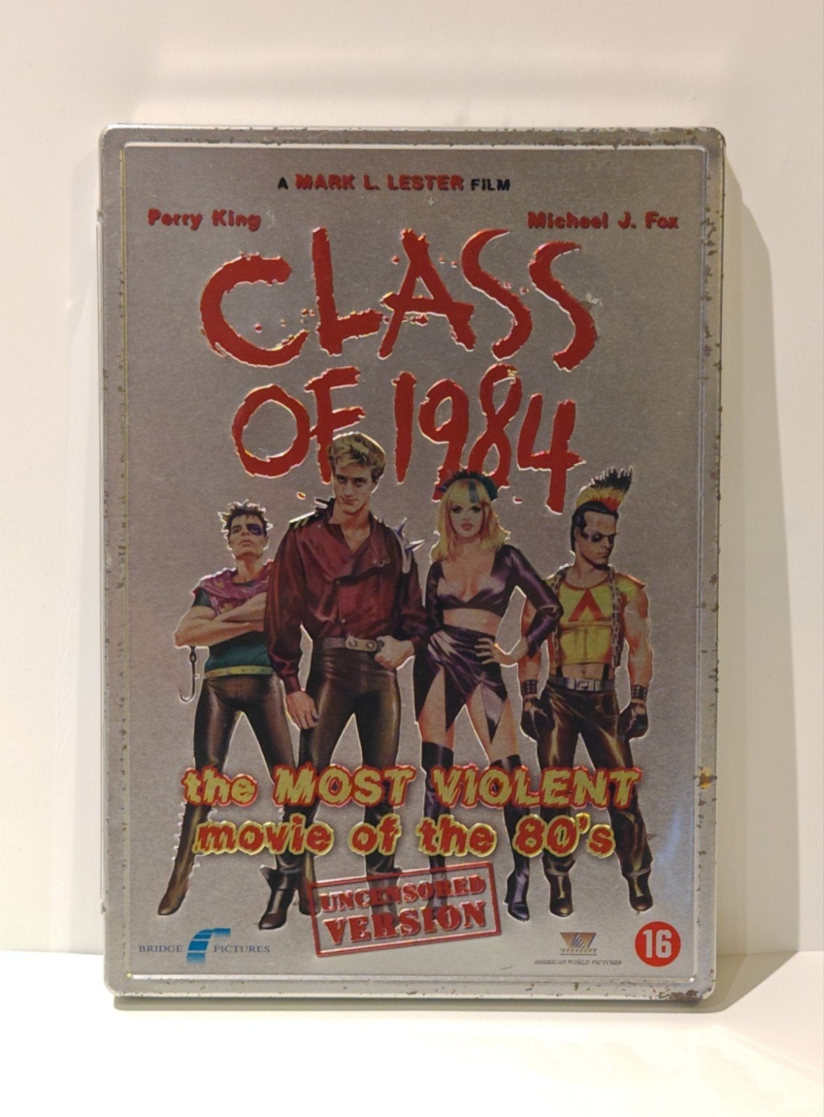 Boîtier métallique pour DVD non censuré Class of 1984 Michae, CD & DVD, DVD | Thrillers & Policiers, Néerlandais, Anglais, Néerlandais