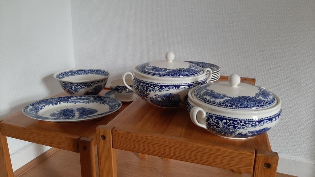 Servies castillo petrus regout made in Maastricht, Antiek en Kunst, Antiek | Servies compleet, Ophalen