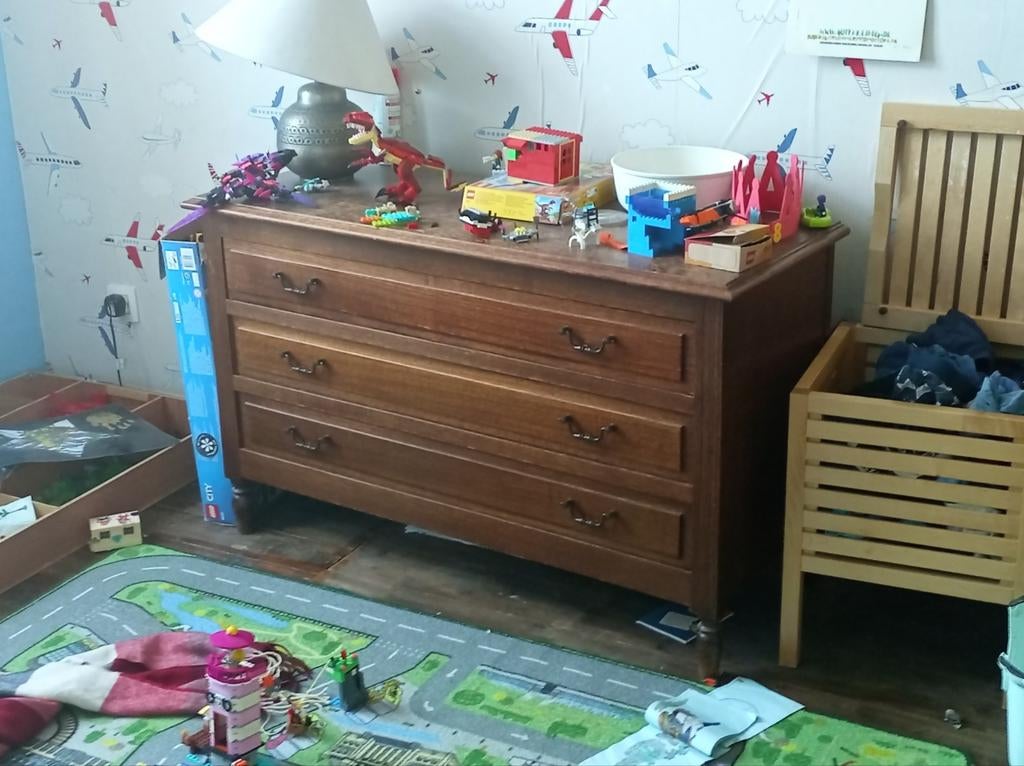 commode en bois massif 67 x 43 x 110, Enlèvement