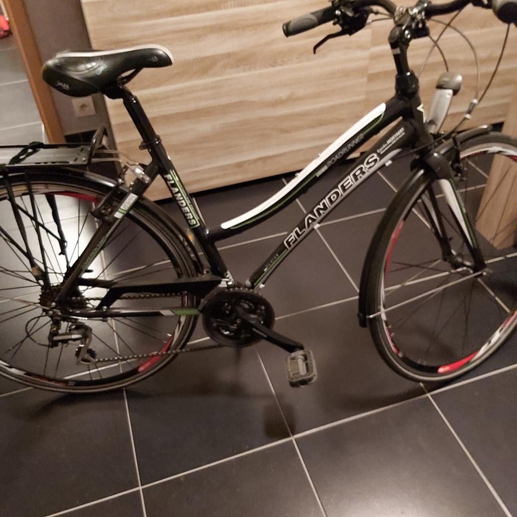 Sportieve dames fiets, Fietsen en Brommers, Fietsen | Dames | Damesfietsen, 47 tot 50 cm, Ophalen, Zo goed als nieuw, Versnellingen