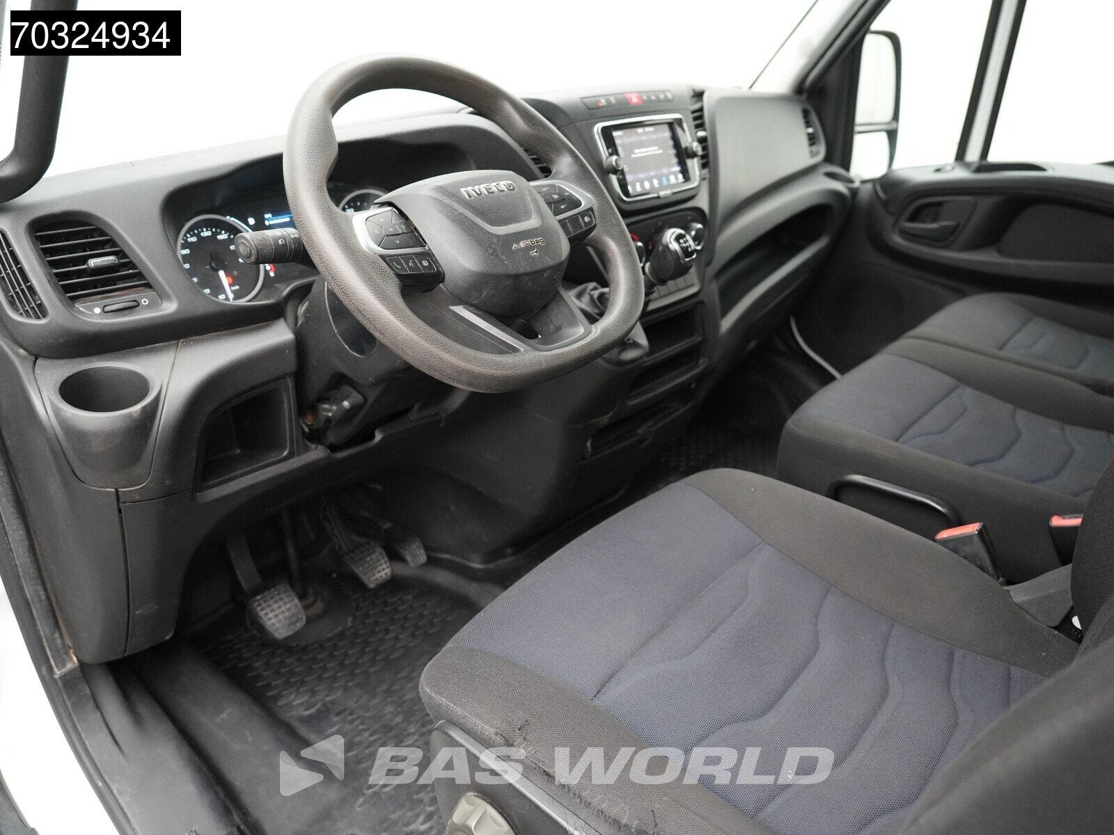 Iveco Daily 35C16 3.0L Kipper Dubbellucht 3,5t Trekhaak Navi, Stof, Gebruikt, Euro 6, 4 cilinders