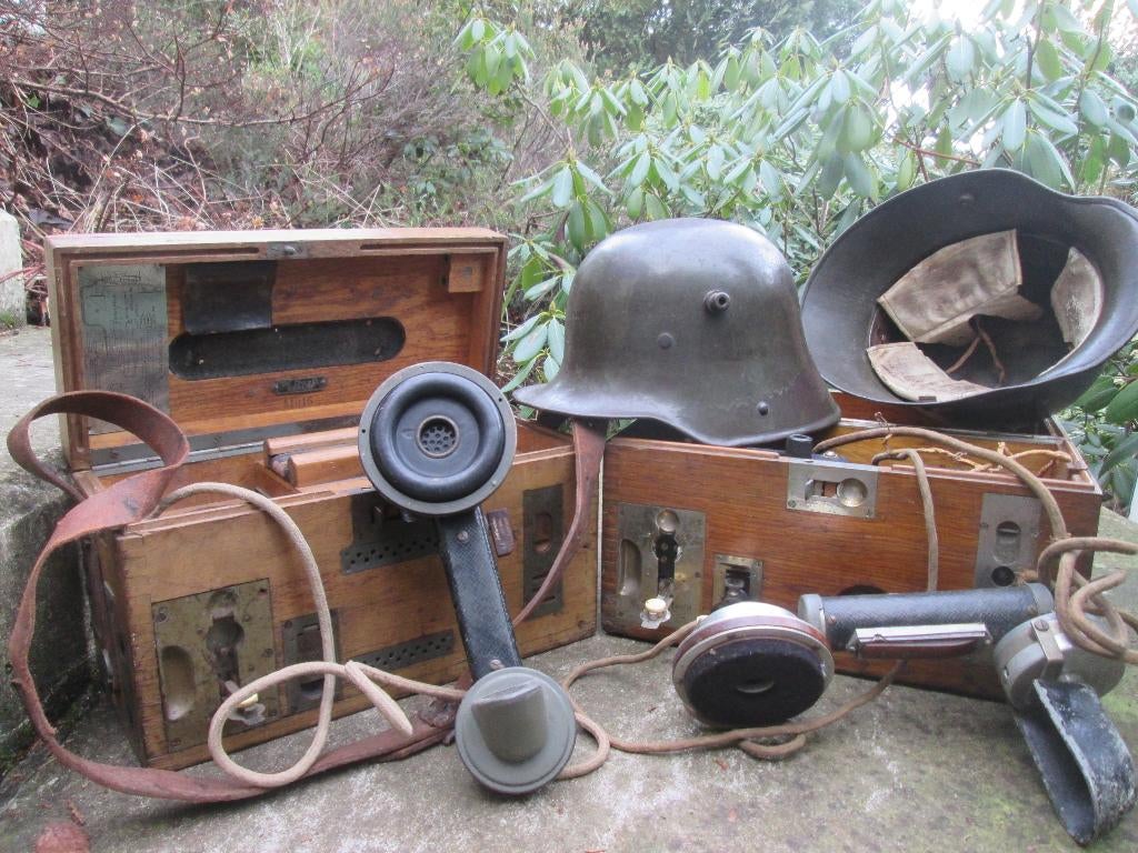 Duitse veldtelefoon WO1  vroeg model 1915 compleet TOP stuk., Verzamelen, Ophalen of Verzenden