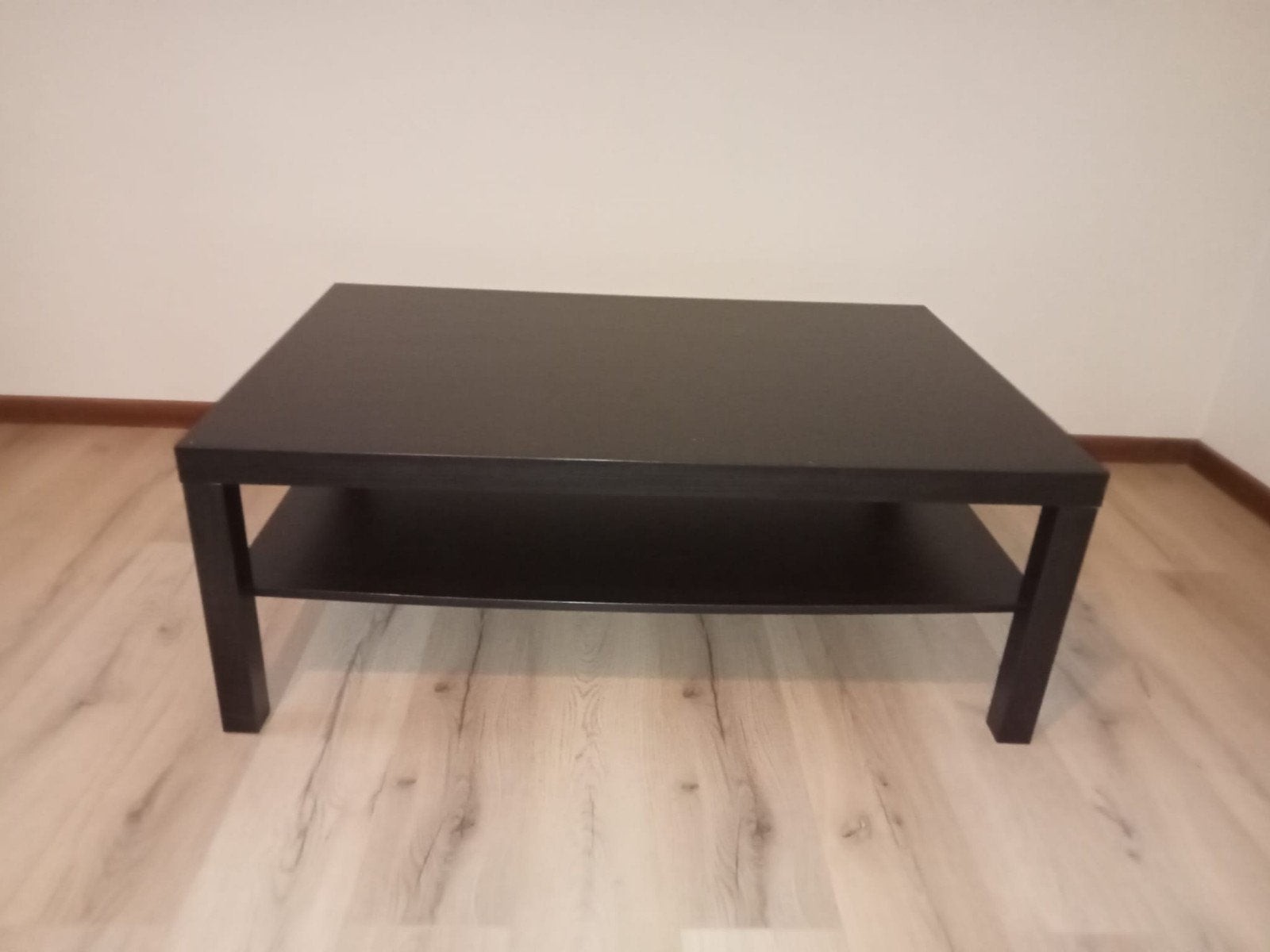 Table de salon, Enlèvement