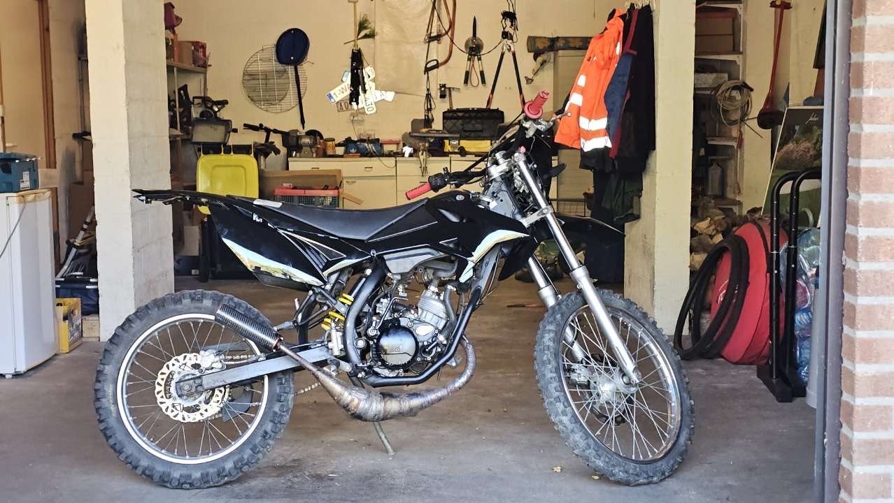 Beta 50cc enduro 2017, Vélos & Vélomoteurs, Cyclomoteurs | Derbi, Enlèvement ou Envoi, Comme neuf, Classe B (45 km/h)