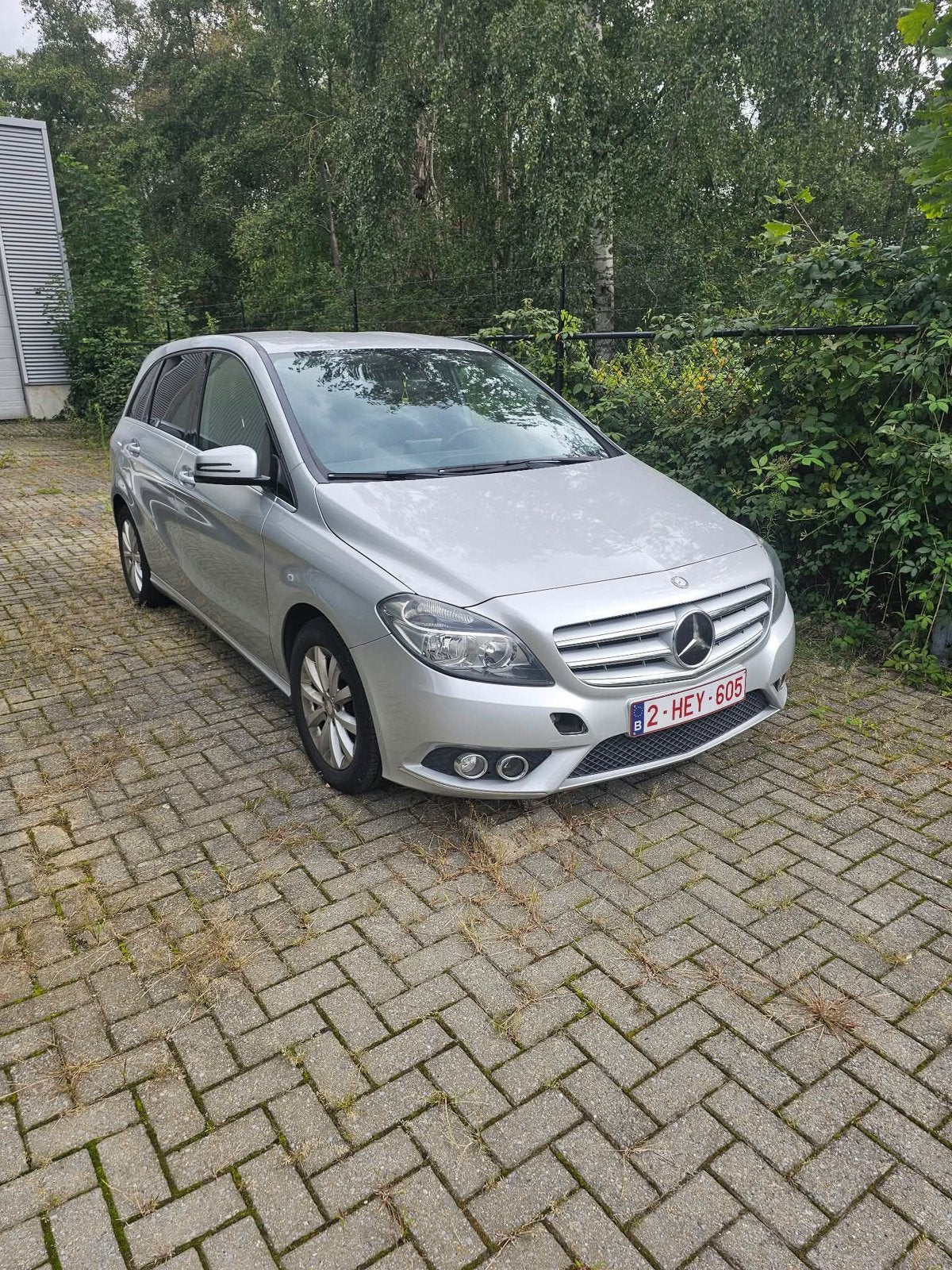 Export! Mercedes 180b 2013, Voorwielaandrijving, Monovolume, Zwart, 4 cilinders