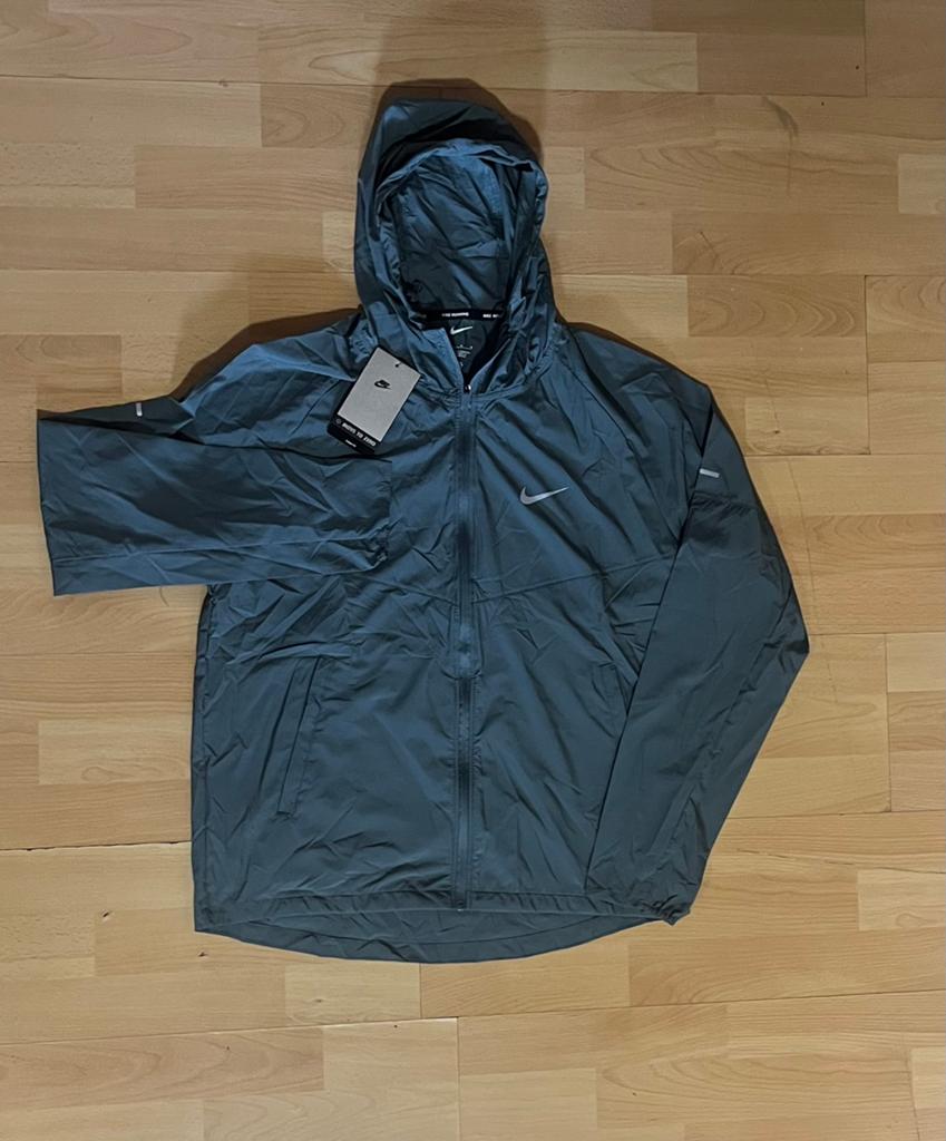 Nike miller grijs, Ophalen of Verzenden, Nieuw, Maat 46 (S) of kleiner, Zwart