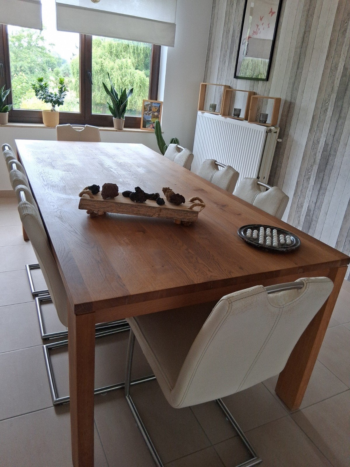 Massief houten tafel met 8 stoelen, Huis en Inrichting, Ophalen