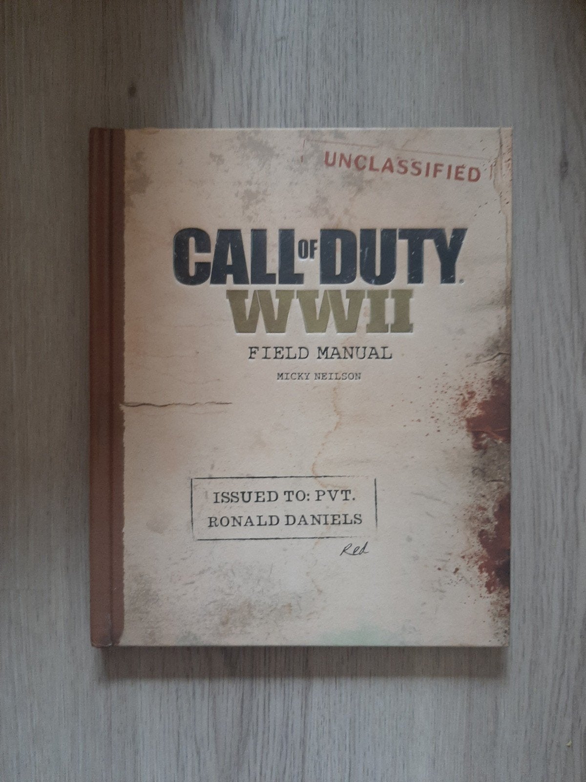 Call of Duty WWII : Manuel de terrain, Livres, Enlèvement ou Envoi, Micky Neilson