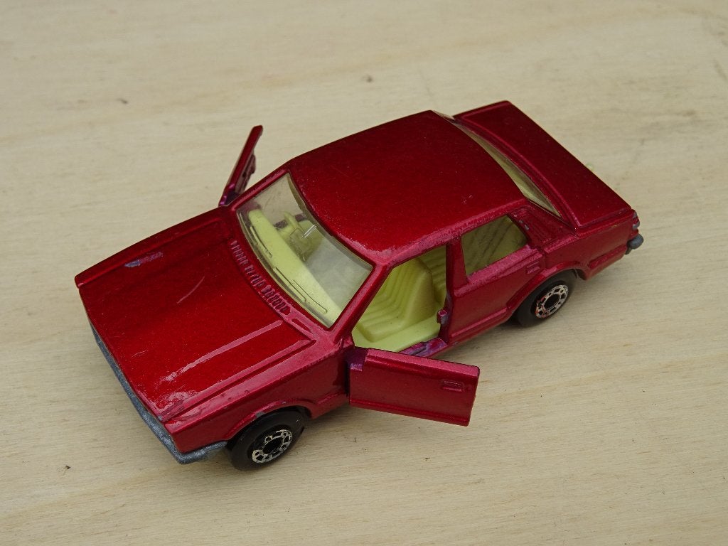 1979 Ford Cortina Mk IV - Matchbox - ca 1/64, Enlèvement ou Envoi, Utilisé, Voiture