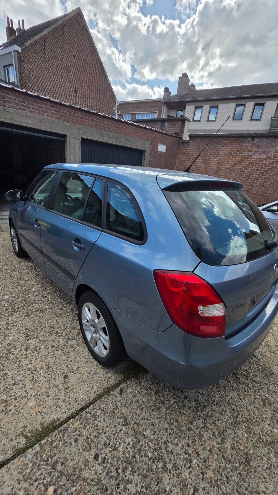 Skoda Fabia - bouwjaar 2008

Kilometerstand: 202.596 km

De, Autos, Particulier, Achat, Fabia