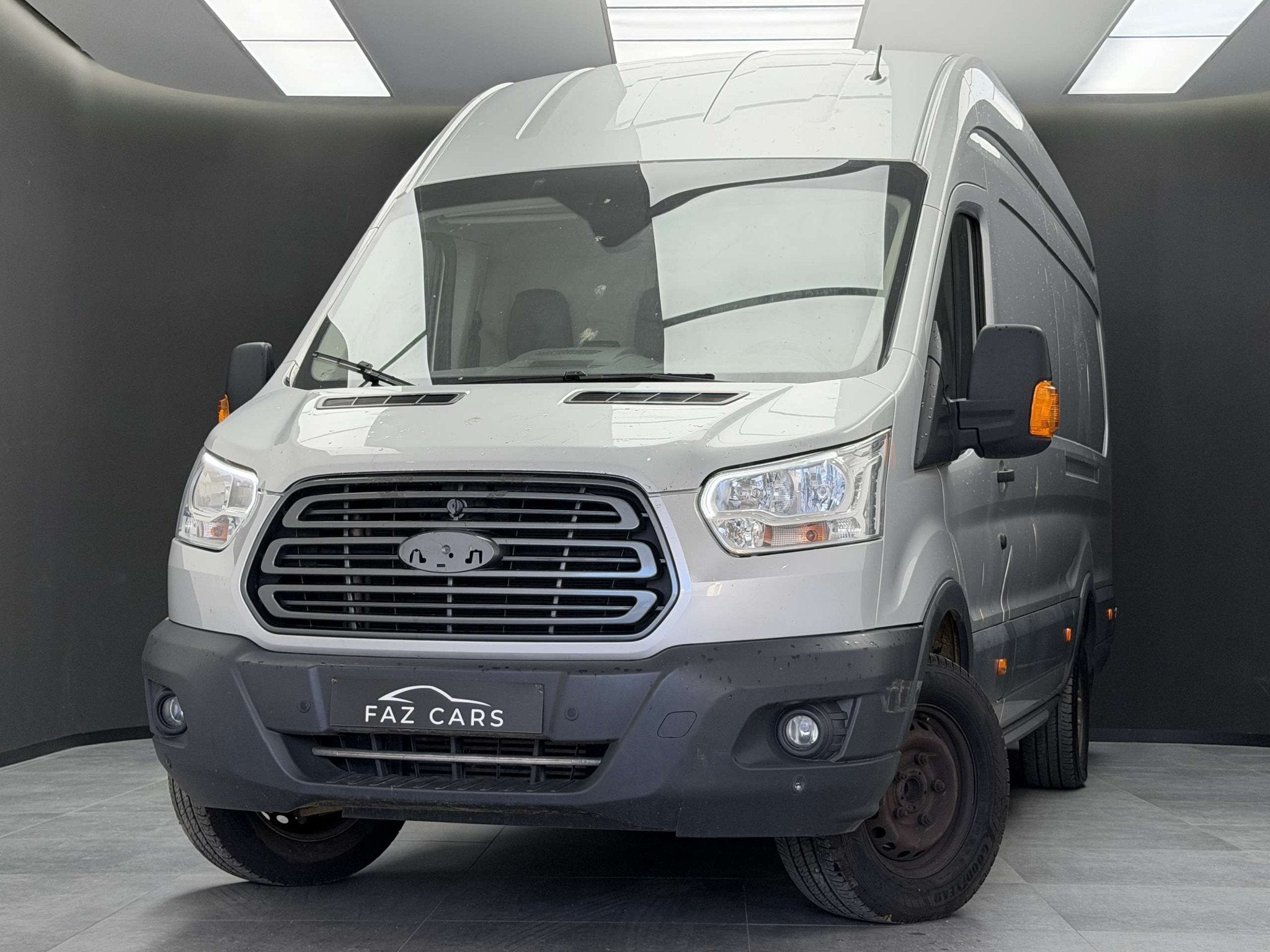 Ford Transit 2.0 TDCi L3H3 Trend *1ER PROP + GPS + REGU + TV, Auto's, Voorwielaandrijving, Stof, Gebruikt, 4 cilinders