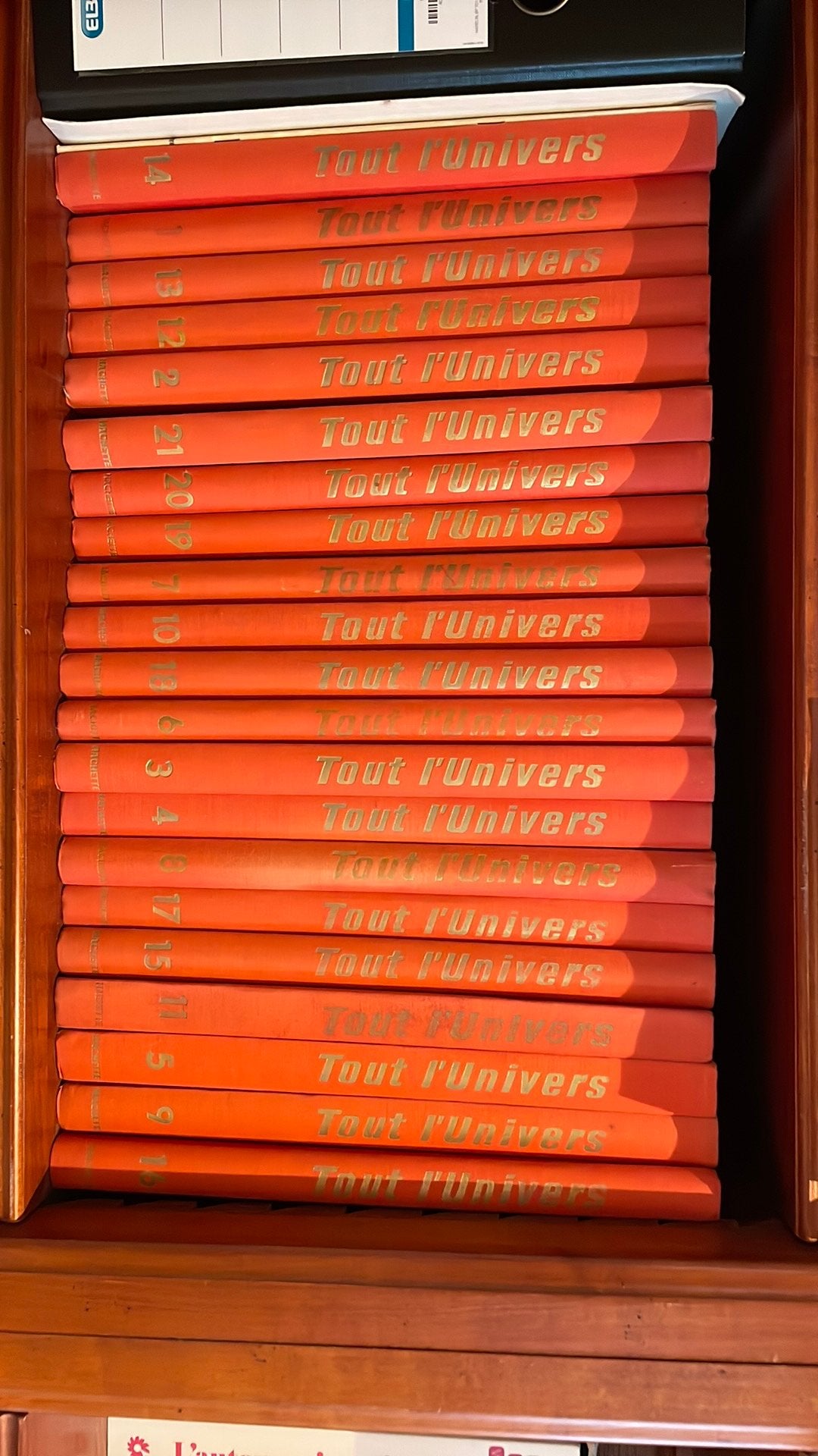 Tout l’univers - Encyclopedie, Enlèvement, Comme neuf