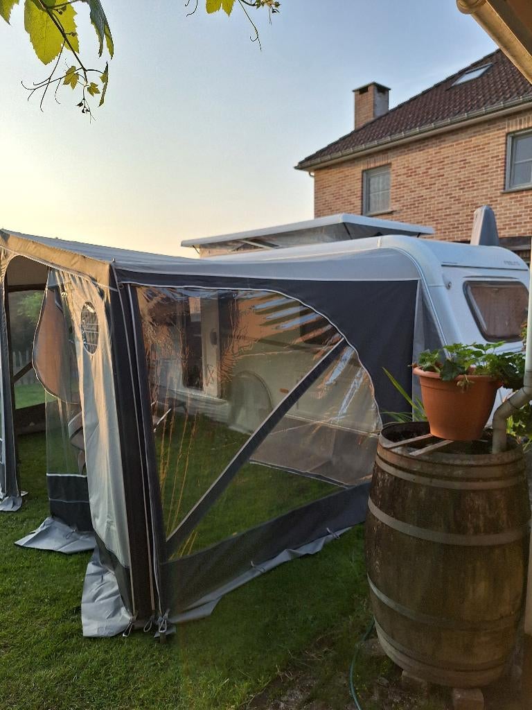 Isabella sunshine plus, Caravans en Kamperen, Caravans, Particulier, Luifel