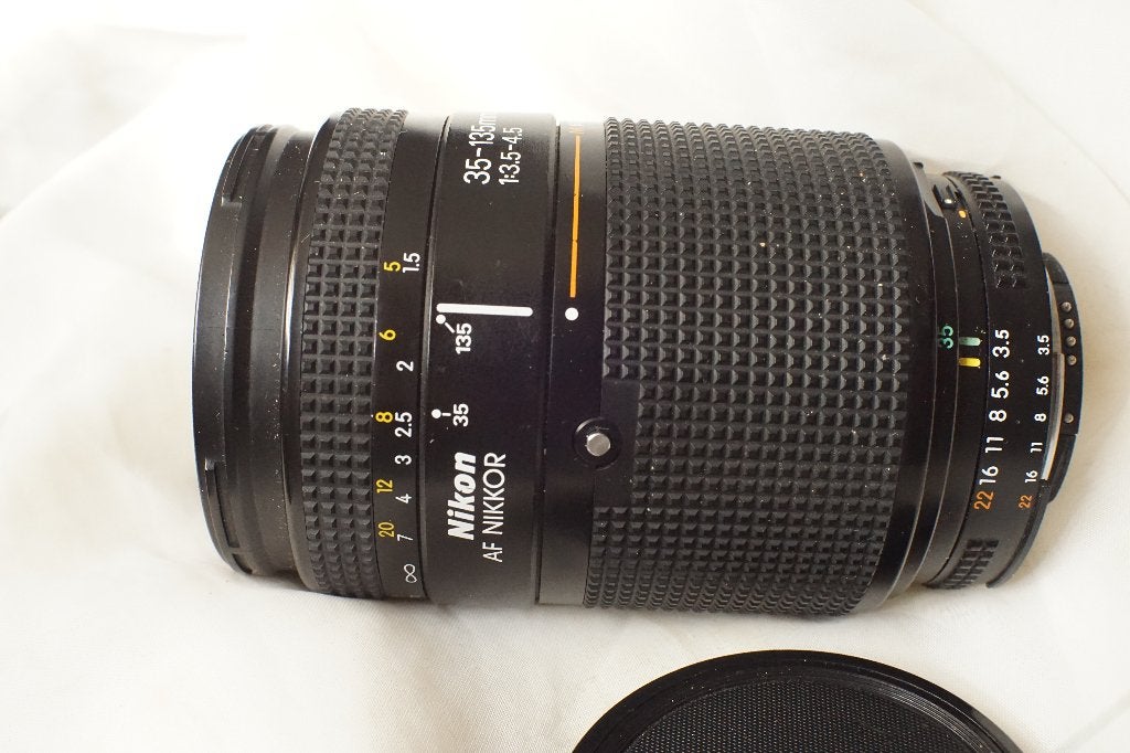 NIKON 35-135 mm 3,5-4,5 AF ZOOM voor alle Nikon „F” reflex, Ophalen of Verzenden, Gebruikt, Spiegelreflex, Nikon