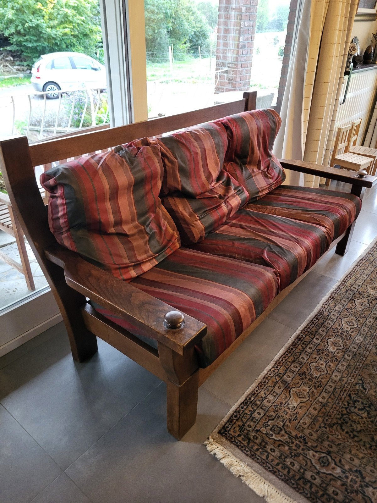 Eiken fauteuil gratis mee te nemen. (Lennik), Enlèvement