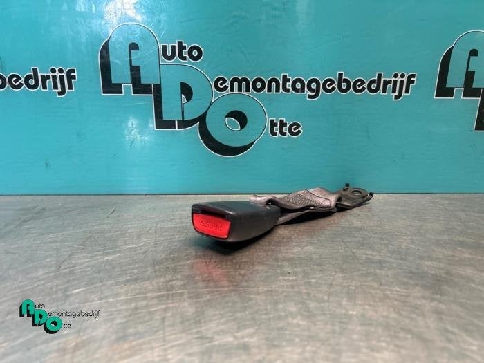 Insertion ceinture de sécurité arrière gauche d'un Honda, Honda, -, 3 mois de garantie, Utilisé