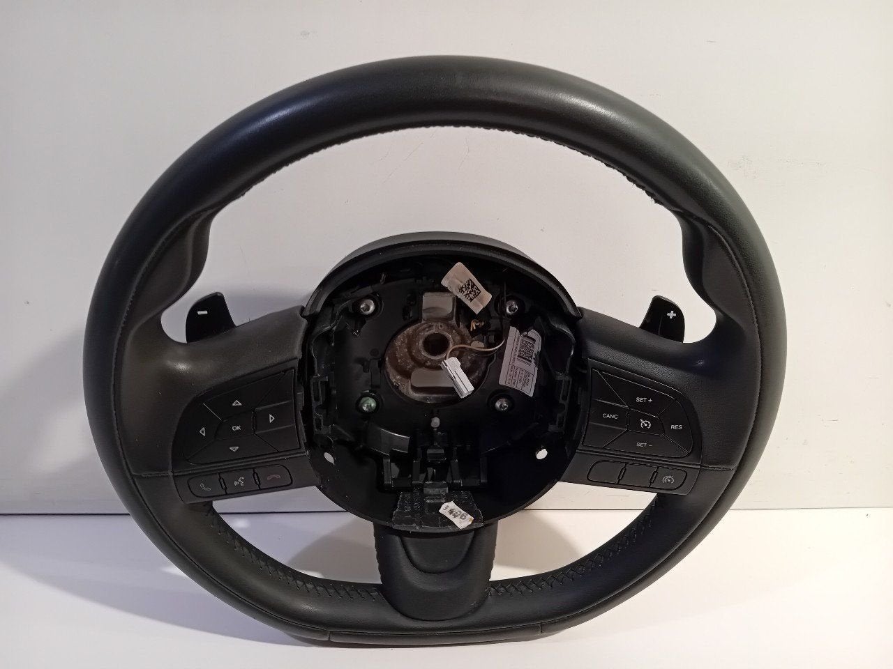 Stuur Fiat 500X, Onderdelen@venauto.nl, Van der Ven Autorecycling B.V., Ettenseweg 76, 4706 PB Roosendaal, The Netherlands, Enlèvement ou Envoi