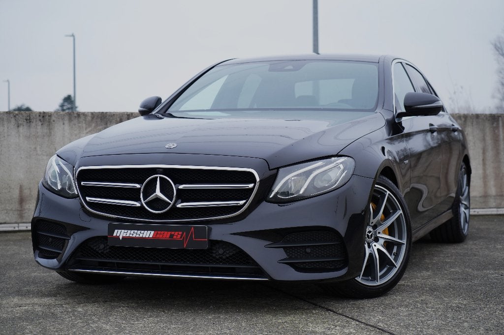 Prachtige Mercedes E200d AMG-Line Berline, Auto's, Mercedes-Benz, Automaat, 4 deurs, Achterwielaandrijving, https://public.car-pass.be/vhr/ce6d3a89-e16b-4800-be09-2758a7e3cb8e