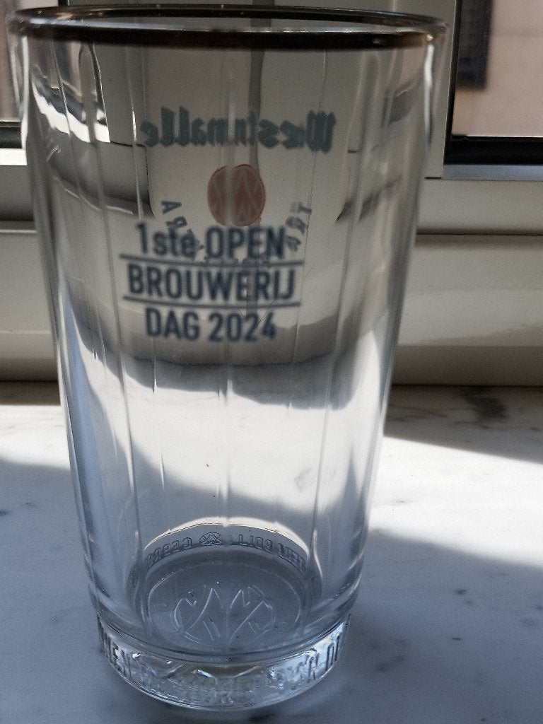 Verre Westmalle, Collections, Enlèvement