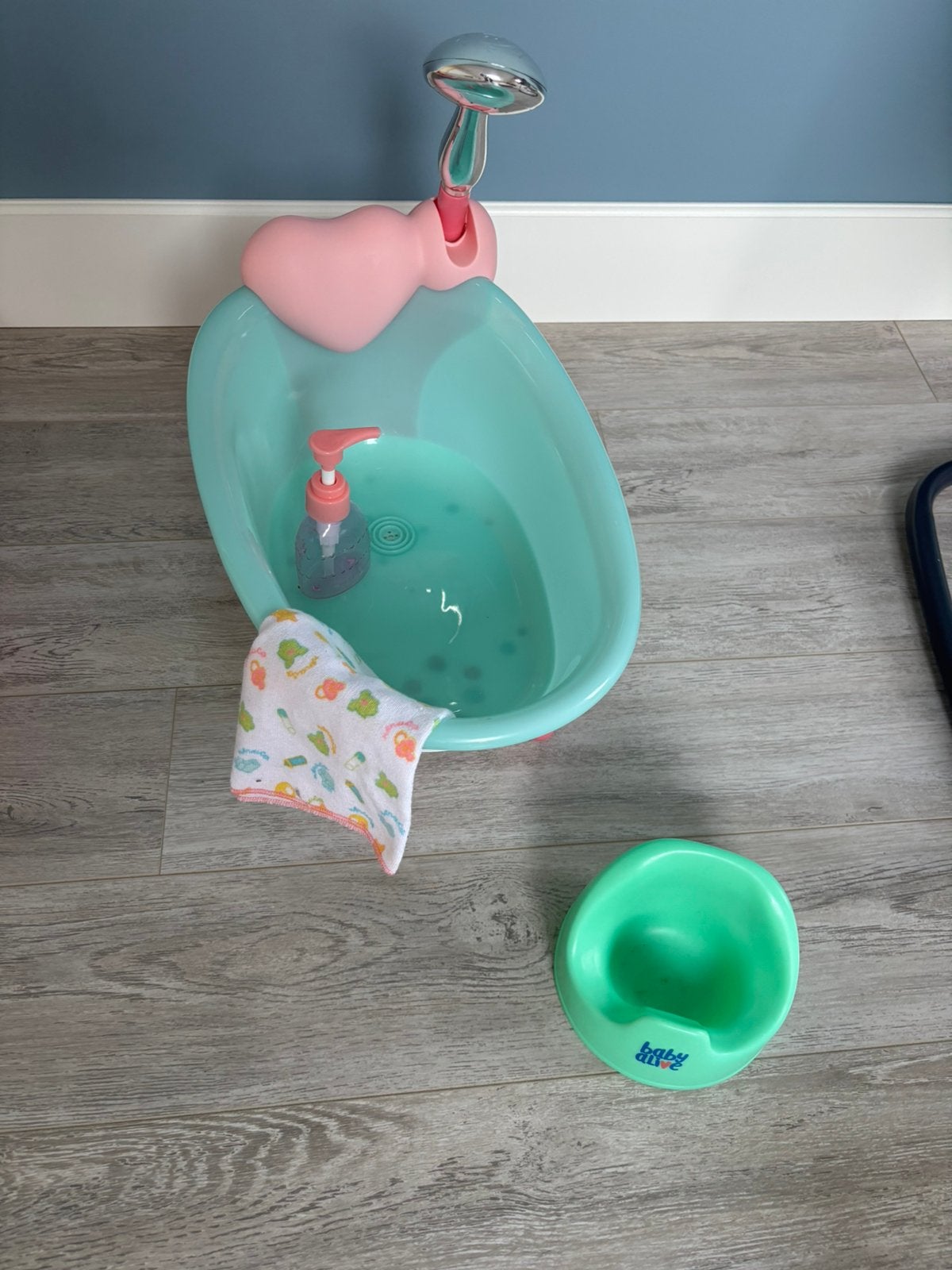Poppenbadje baby born, Kinderen en Baby's, Ophalen, Zo goed als nieuw