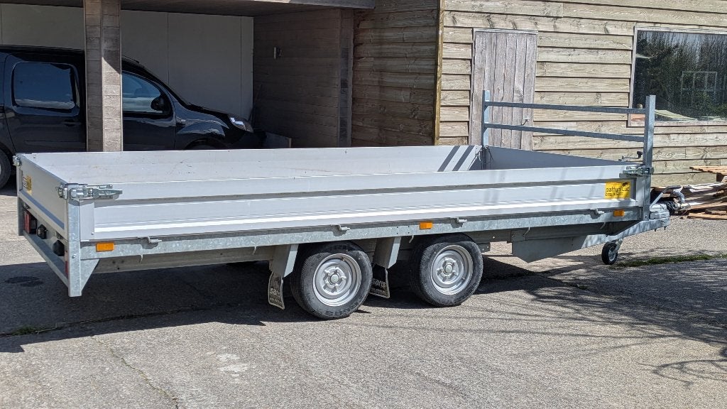 Aanhanwagen Saris 406 x 204, - 2,7 ton, als nieuw., Auto diversen, Aanhangers en Bagagewagens, Zo goed als nieuw, Ophalen