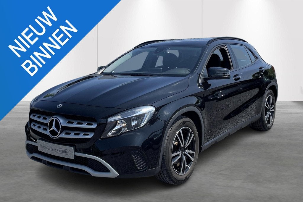Mercedes-Benz GLA GLA 180 d, Auto's, Mercedes-Benz, Voorwielaandrijving, Gebruikt, Zwart, 4 cilinders