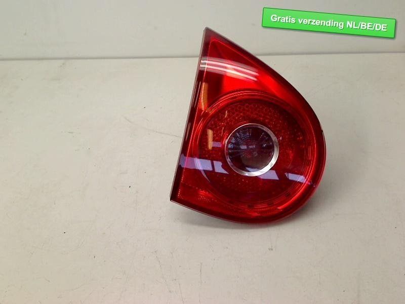 ACHTERLICHT LINKS BINNEN Golf V (1K1) (1K6945093E), Gebruikt, Volkswagen, Volkswagen AG, Kundenbetreuung@volkswagen.de