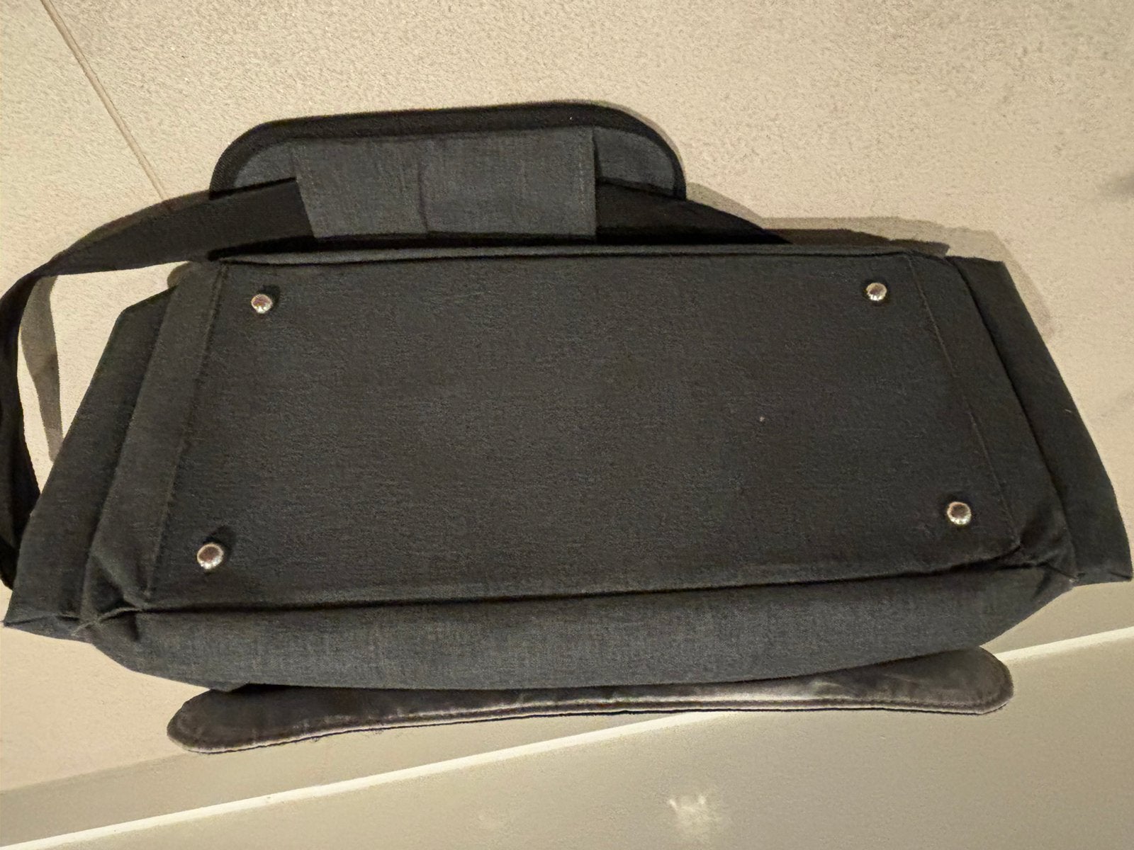 Luiertas grijs met zwart, Enlèvement, Utilisé, Sac d'épaule