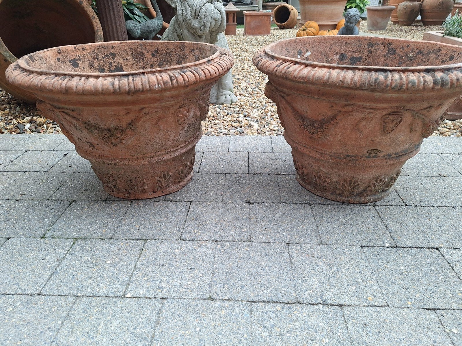 Koppel Italiaanse terracotta, Enlèvement